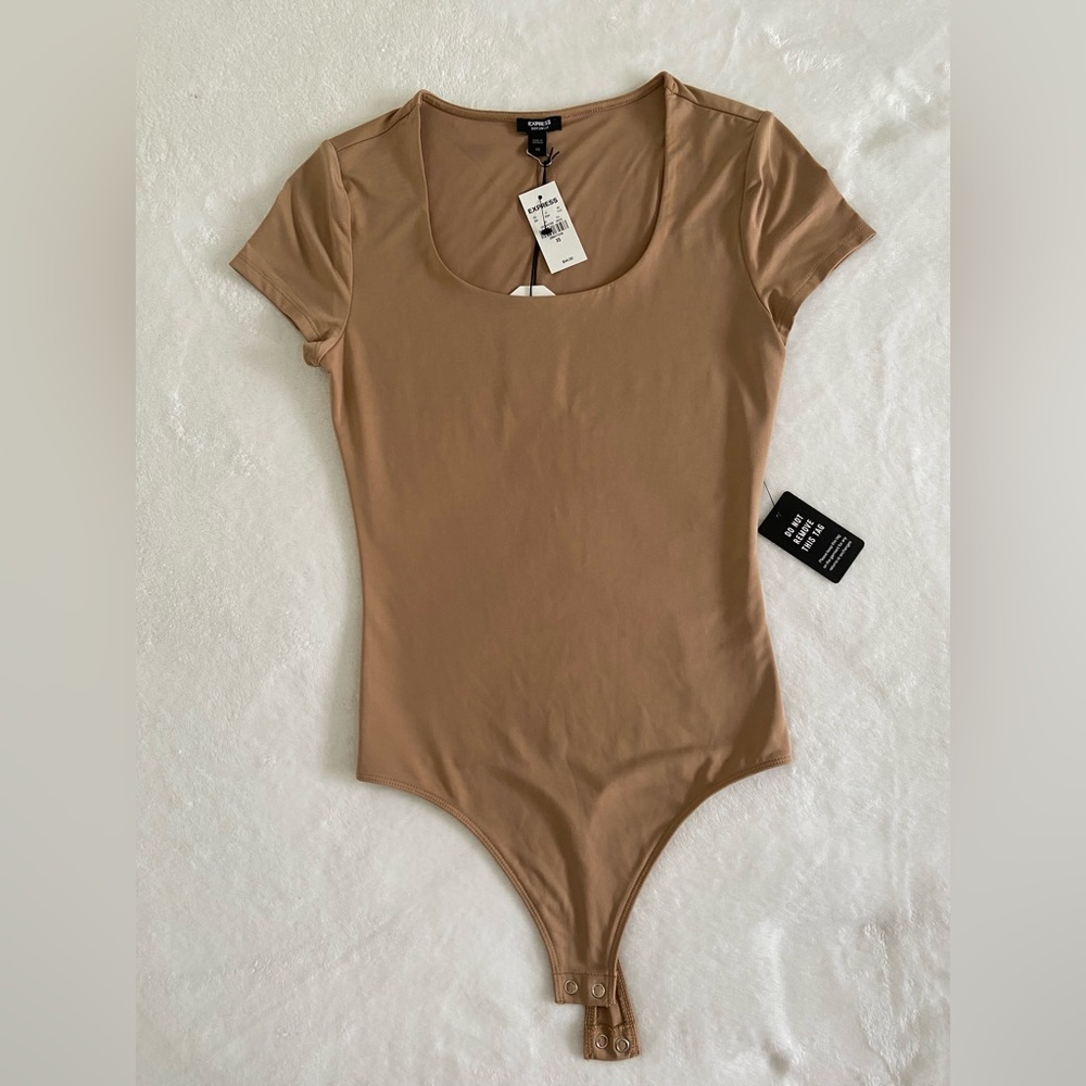 Express body contour bodysuit